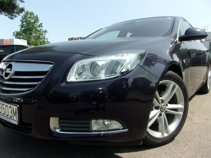 Opel Insignia Klimatronic 2-stref, Podgrz. fotele, 2 kpl. kół, Hatchback, Alu A (2008-2017)