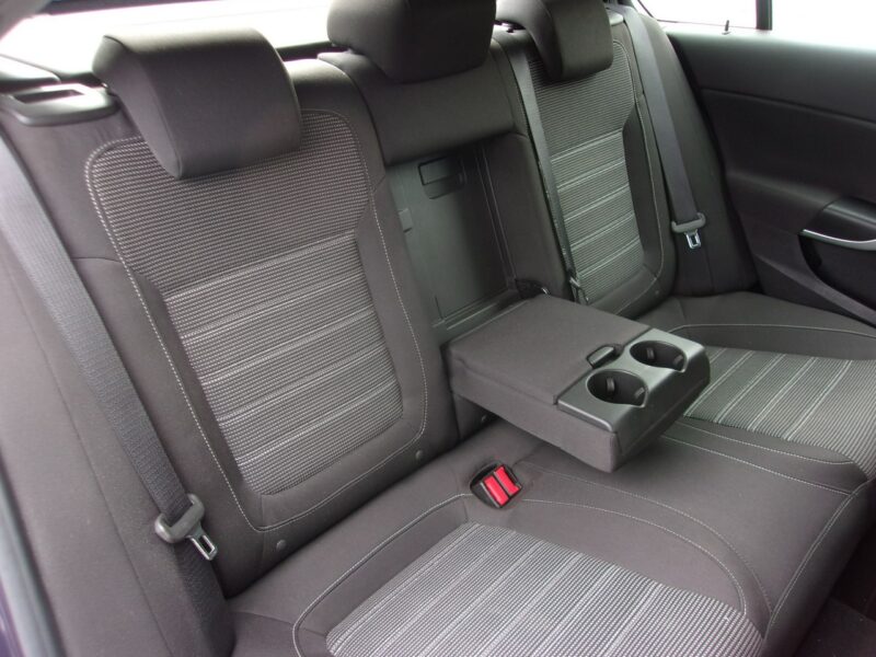 Opel Insignia Klimatronic 2-stref, Podgrz. fotele, 2 kpl. kół, Hatchback, Alu A (2008-2017)