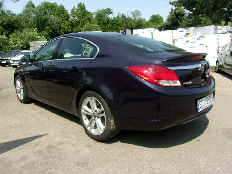Opel Insignia Klimatronic 2-stref, Podgrz. fotele, 2 kpl. kół, Hatchback, Alu A (2008-2017)