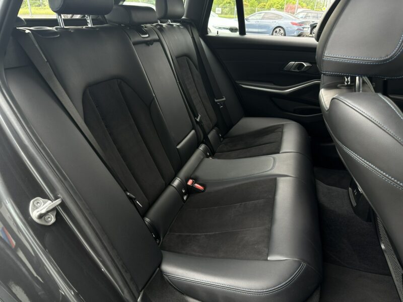 BMW 330 M-Pakiet, FV-23%, Martwe pole, Fotele sportowe z pamięcią, Salon PL G20 (2019-)