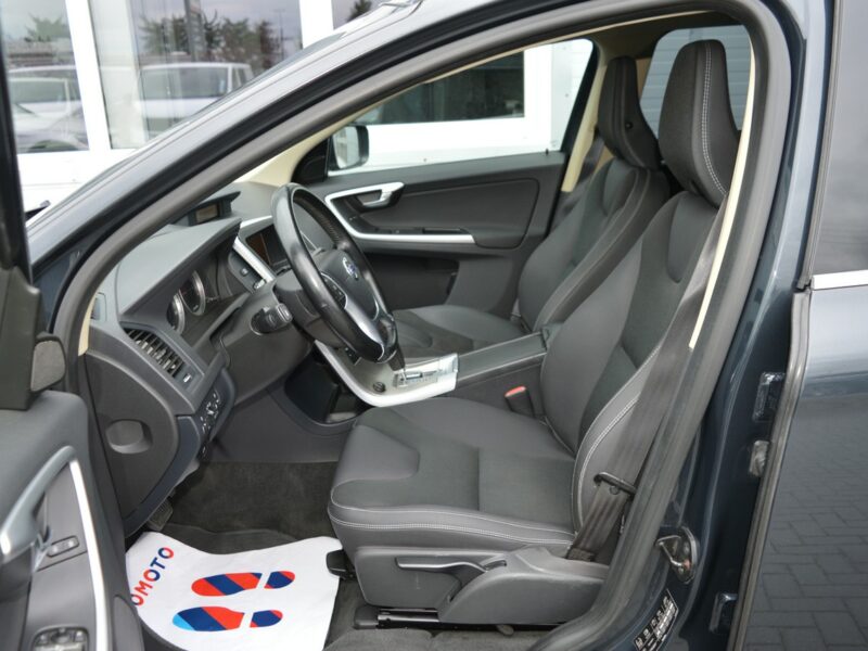 Volvo XC 60 2.0 D3 5-cylindrów Automat Serwisowany w ASO Navi Bluetooth 249 tys.km I (2008-2017)