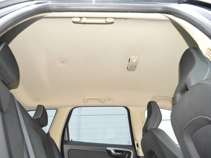 Volvo XC 60 2.0 D3 5-cylindrów Automat Serwisowany w ASO Navi Bluetooth 249 tys.km I (2008-2017)