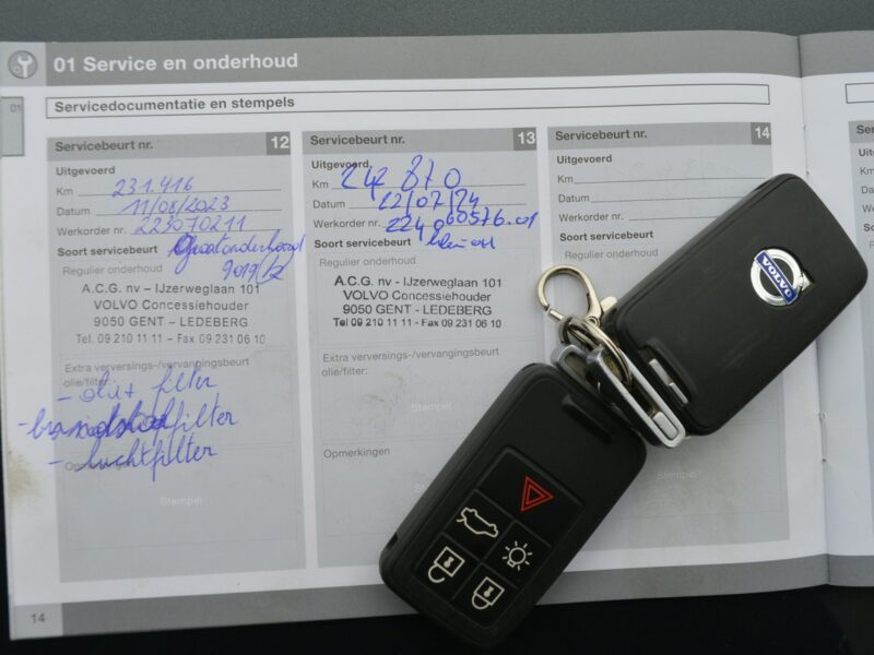 Volvo XC 60 2.0 D3 5-cylindrów Automat Serwisowany w ASO Navi Bluetooth 249 tys.km I (2008-2017)