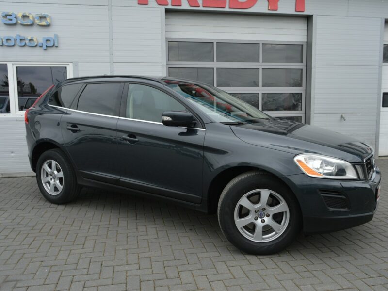 Volvo XC 60 2.0 D3 5-cylindrów Automat Serwisowany w ASO Navi Bluetooth 249 tys.km I (2008-2017)