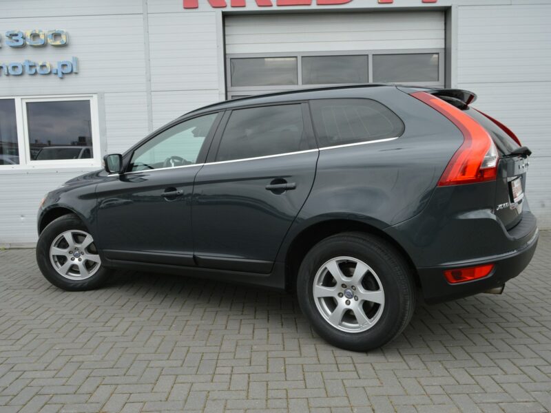Volvo XC 60 2.0 D3 5-cylindrów Automat Serwisowany w ASO Navi Bluetooth 249 tys.km I (2008-2017)