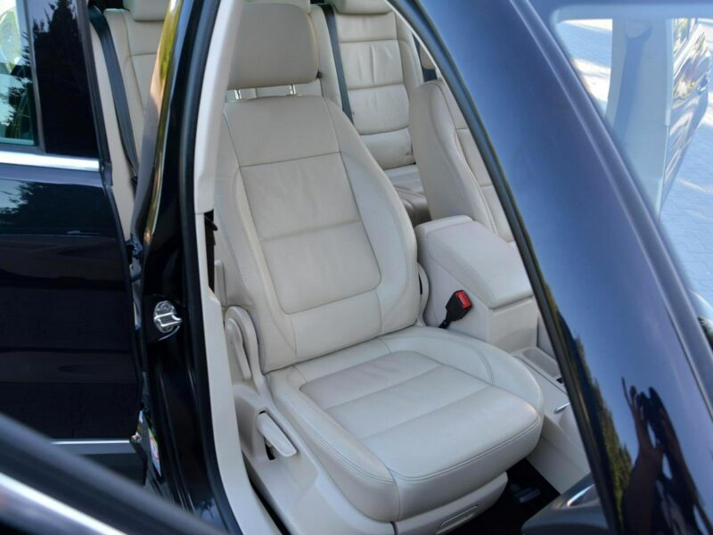 Volkswagen Tiguan 4-Motion Panorama Skóry Ledy Bi-xenony Navi Kamera 2xParktr. Hak I (2007-2016)
