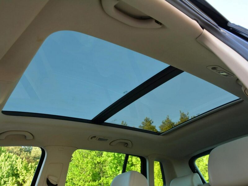 Volkswagen Tiguan 4-Motion Panorama Skóry Ledy Bi-xenony Navi Kamera 2xParktr. Hak I (2007-2016)