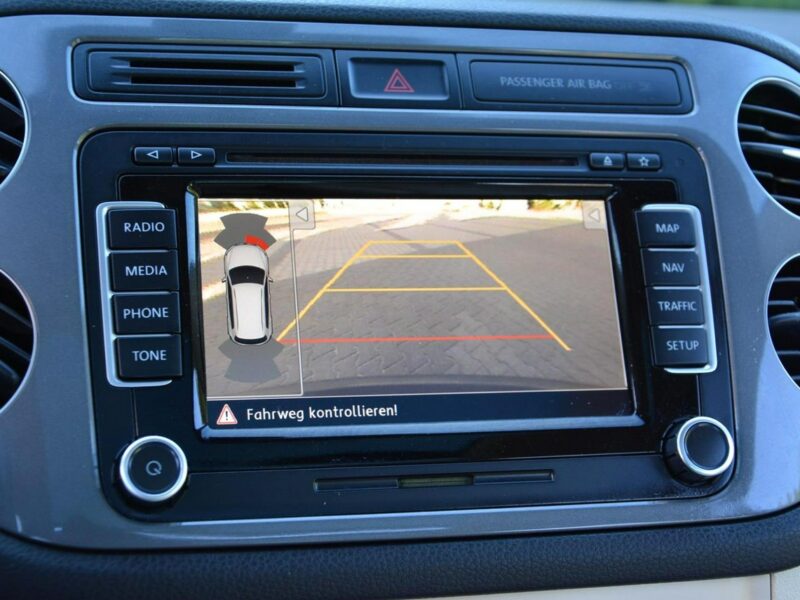 Volkswagen Tiguan 4-Motion Panorama Skóry Ledy Bi-xenony Navi Kamera 2xParktr. Hak I (2007-2016)