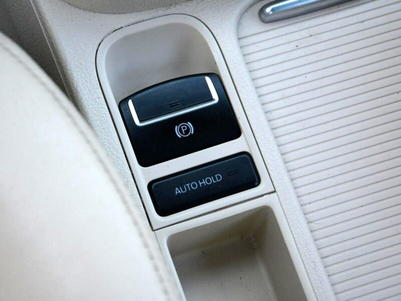 Volkswagen Tiguan 4-Motion Panorama Skóry Ledy Bi-xenony Navi Kamera 2xParktr. Hak I (2007-2016)