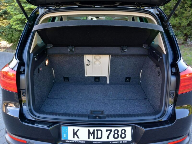 Volkswagen Tiguan 4-Motion Panorama Skóry Ledy Bi-xenony Navi Kamera 2xParktr. Hak I (2007-2016)