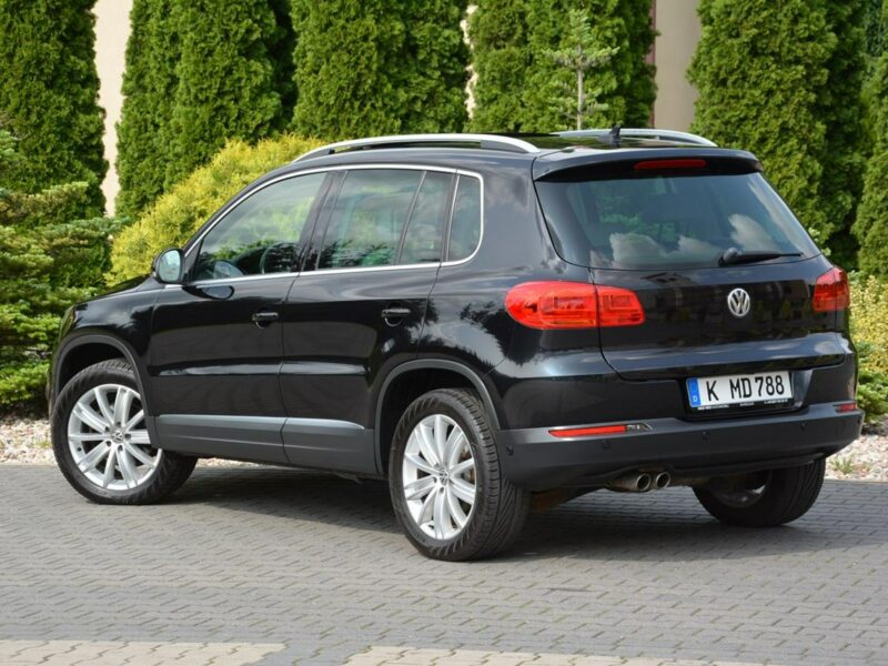 Volkswagen Tiguan 4-Motion Panorama Skóry Ledy Bi-xenony Navi Kamera 2xParktr. Hak I (2007-2016)