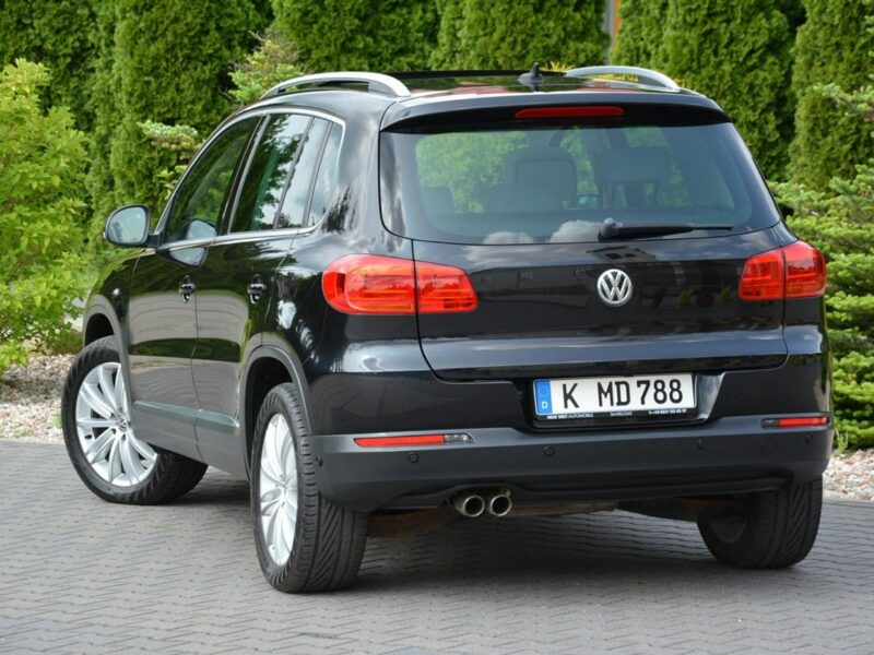 Volkswagen Tiguan 4-Motion Panorama Skóry Ledy Bi-xenony Navi Kamera 2xParktr. Hak I (2007-2016)