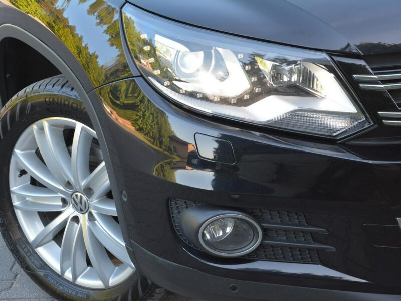 Volkswagen Tiguan 4-Motion Panorama Skóry Ledy Bi-xenony Navi Kamera 2xParktr. Hak I (2007-2016)