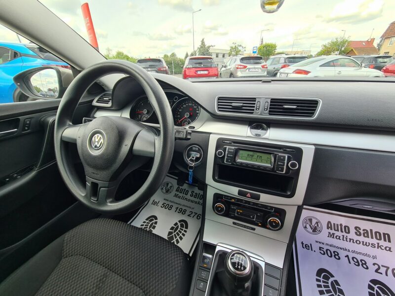 Volkswagen Passat Klimatronik 2xPDC Grzane Fotele Halogeny Komputer Alu Wzorowy Stan B7 (2010-2014)
