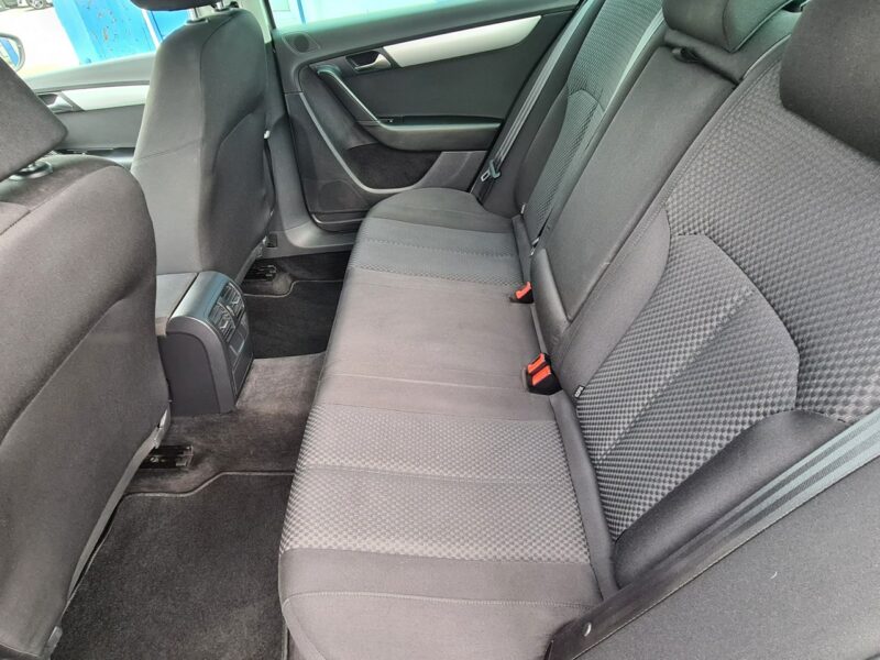 Volkswagen Passat Klimatronik 2xPDC Grzane Fotele Halogeny Komputer Alu Wzorowy Stan B7 (2010-2014)