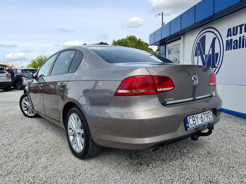 Volkswagen Passat Klimatronik 2xPDC Grzane Fotele Halogeny Komputer Alu Wzorowy Stan B7 (2010-2014)