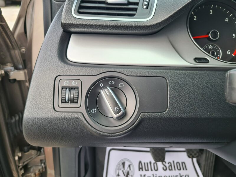 Volkswagen Passat Klimatronik 2xPDC Grzane Fotele Halogeny Komputer Alu Wzorowy Stan B7 (2010-2014)