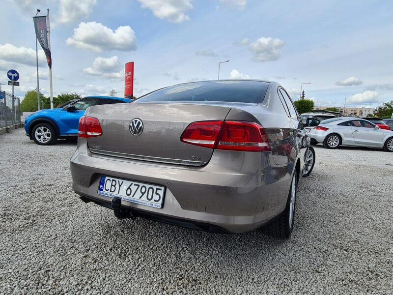 Volkswagen Passat Klimatronik 2xPDC Grzane Fotele Halogeny Komputer Alu Wzorowy Stan B7 (2010-2014)
