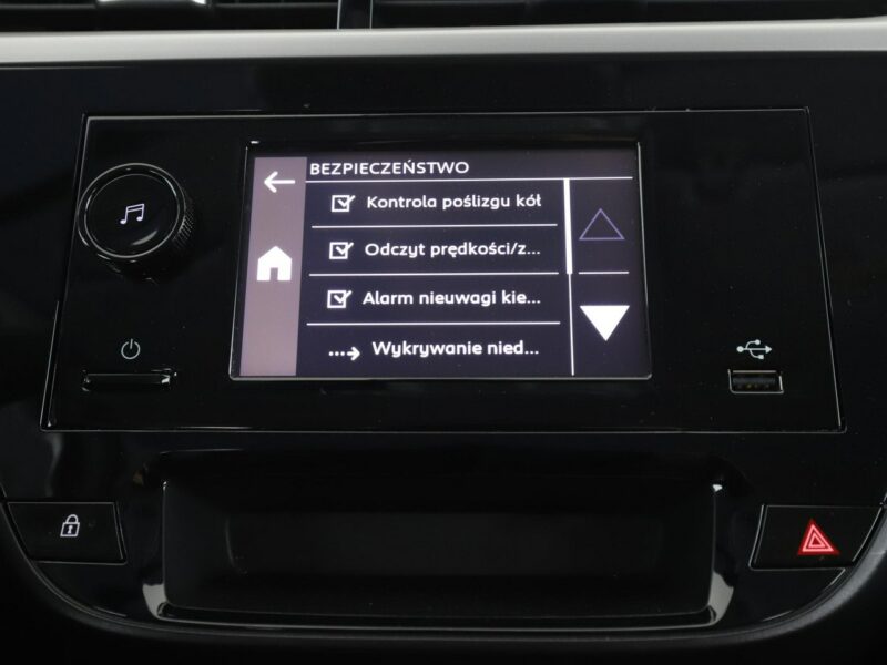 Opel Corsa klima grzane fotele i kierownica multifunkcja czujniki parkowania F (2019-)