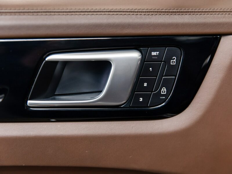 Porsche Cayenne Turbo Ceramika. Burmester. Monitory. Head-Up. ACC. Wentylacja. Hak. FV23%. III(2017-)