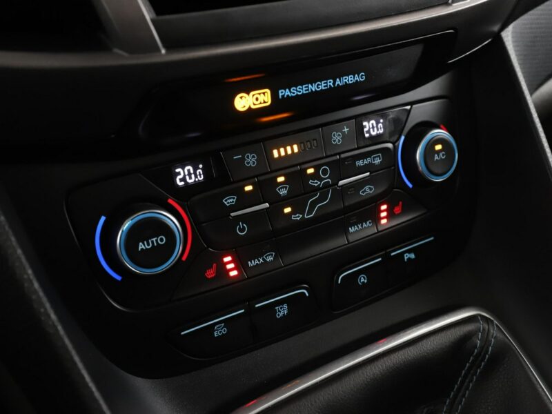Ford Grand Tourneo Connect 7-os Navi Panorama Automatyczna klimatyzacja Hak