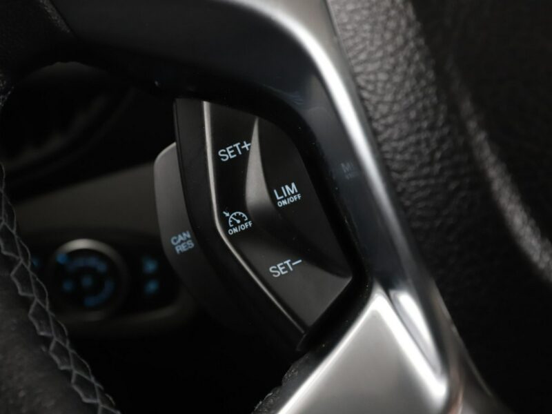 Ford Grand Tourneo Connect 7-os Navi Panorama Automatyczna klimatyzacja Hak