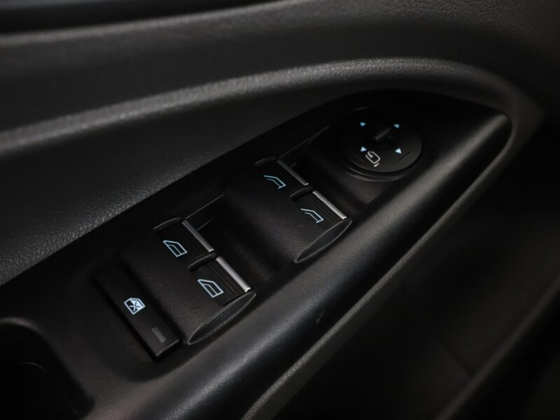 Ford Grand Tourneo Connect 7-os Navi Panorama Automatyczna klimatyzacja Hak