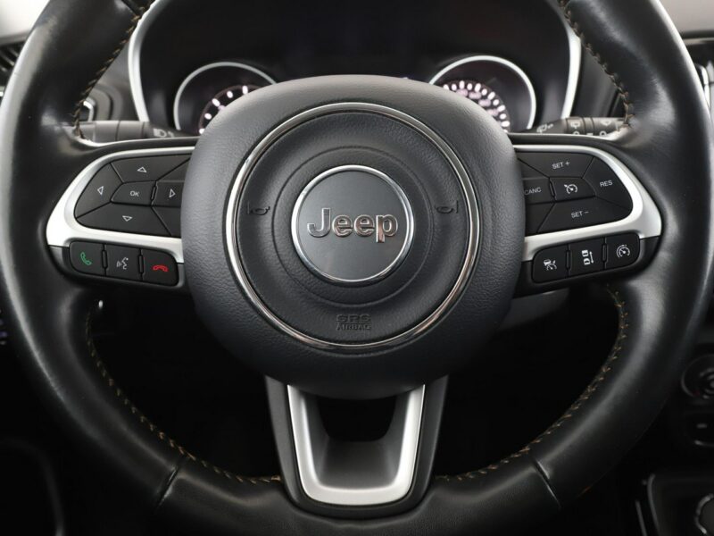 Jeep Compass 4x4 automat skóra navi kamera i czujniki parkowania grzane fotele II (2016-)