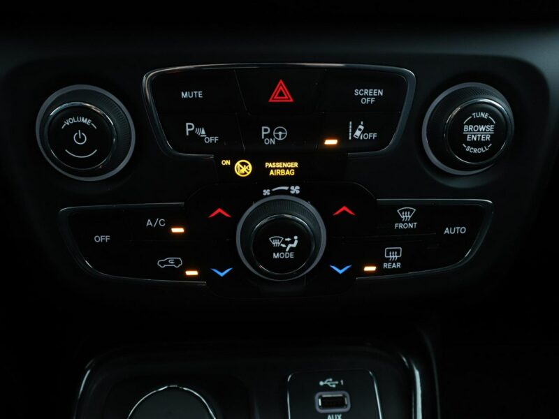 Jeep Compass 4x4 automat skóra navi kamera i czujniki parkowania grzane fotele II (2016-)