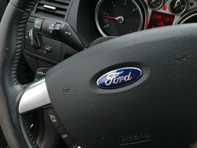 Ford Kuga 2.0TDCI 136KM -Titanium -Grzana szyba przód -1 Wł od 7 lat -Zobacz I (2008-2012)