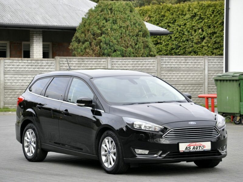 Ford Focus 1,5T 150KM Titanium/LEDy/Serwis/Alufelgi/Navi/AndroidAuto/PodFotele Mk3 (2010-2018)