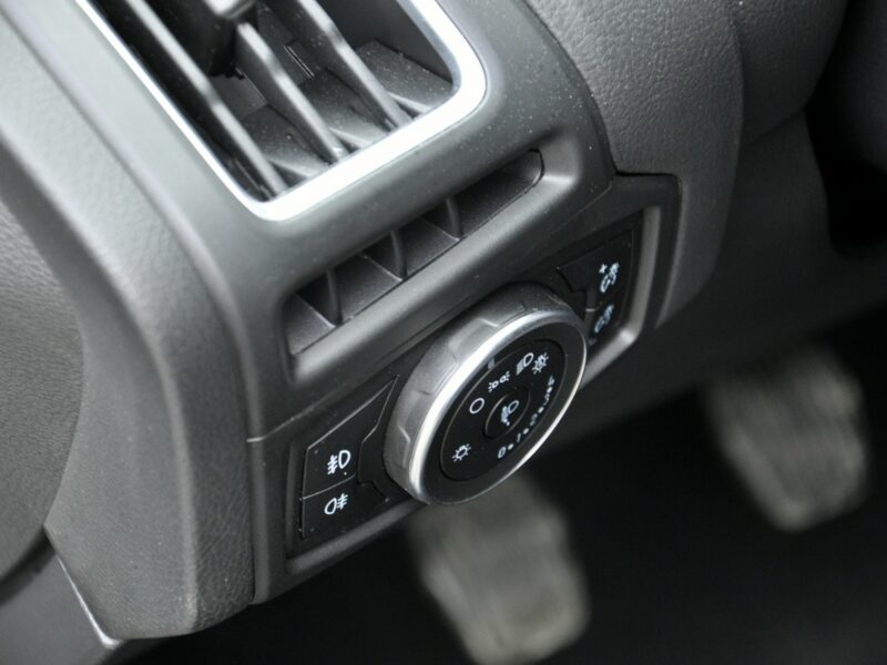 Ford Focus 1,5T 150KM Titanium/LEDy/Serwis/Alufelgi/Navi/AndroidAuto/PodFotele Mk3 (2010-2018)