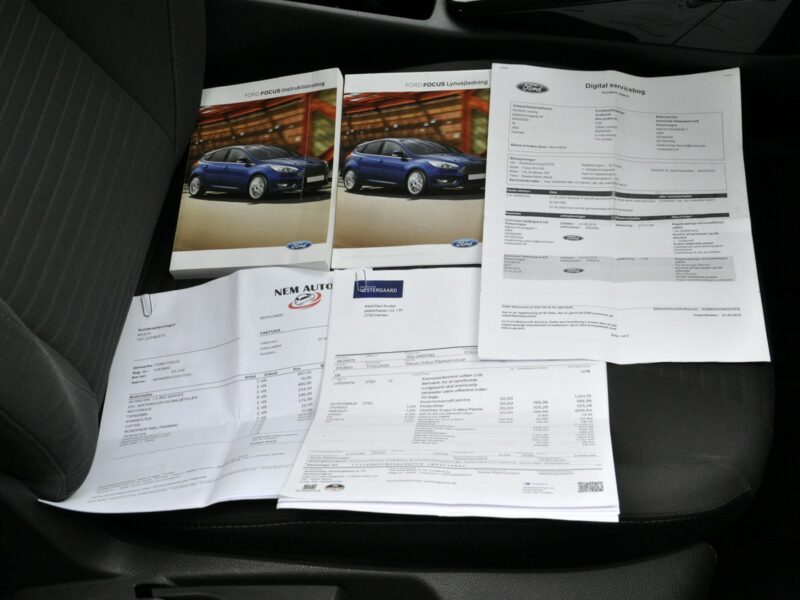 Ford Focus 1,5T 150KM Titanium/LEDy/Serwis/Alufelgi/Navi/AndroidAuto/PodFotele Mk3 (2010-2018)