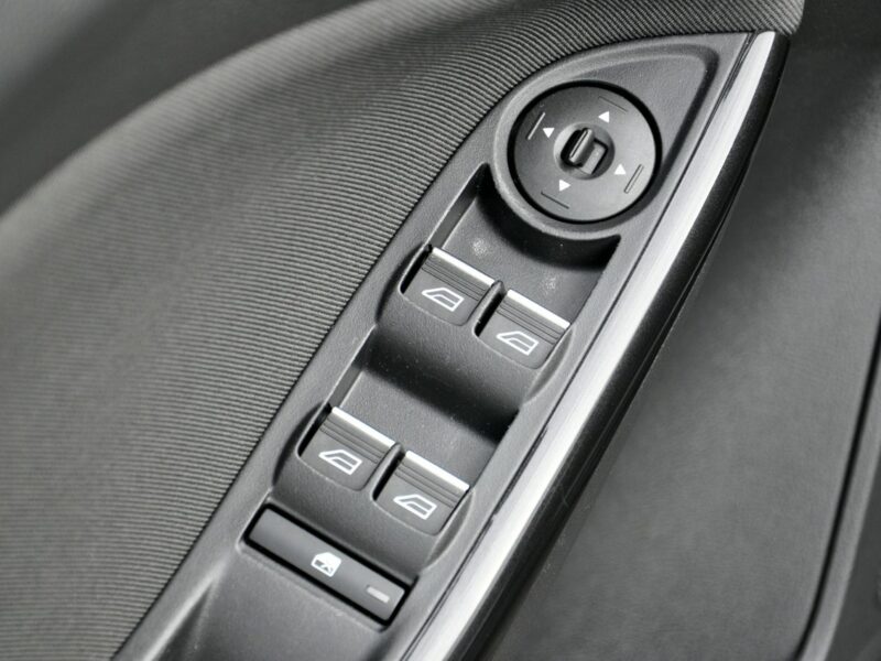 Ford Focus 1,5T 150KM Titanium/LEDy/Serwis/Alufelgi/Navi/AndroidAuto/PodFotele Mk3 (2010-2018)