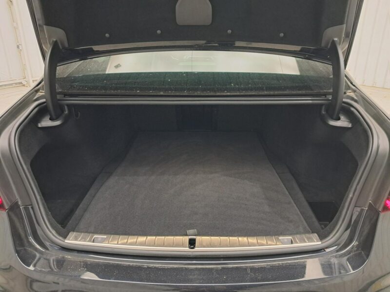 BMW 730 G12 (2015-...)