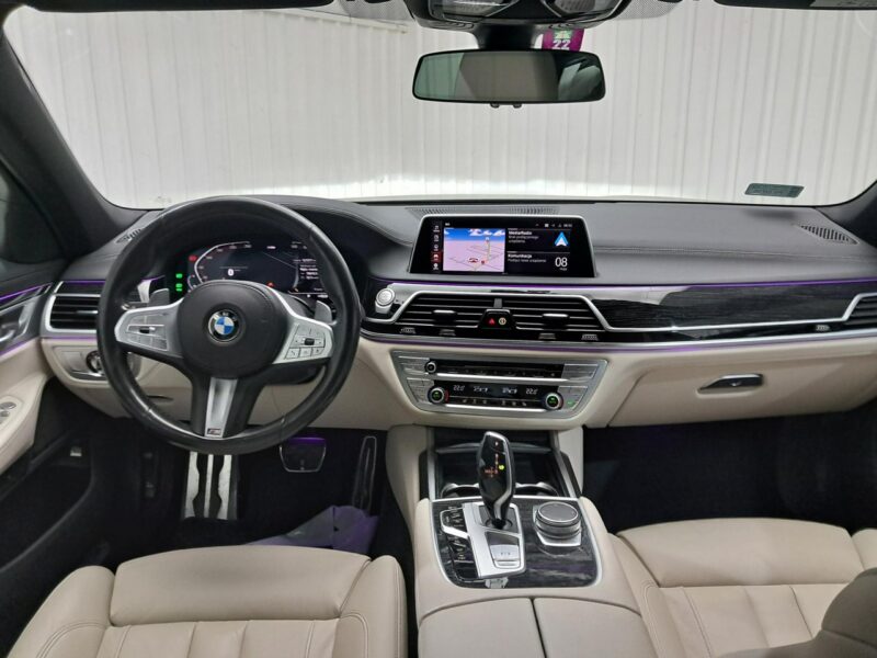 BMW 730 G12 (2015-...)