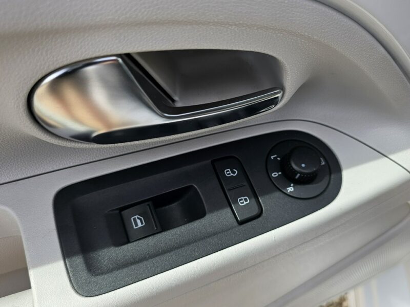 Volkswagen Up! e-up * bardzo ładny i oszczędny