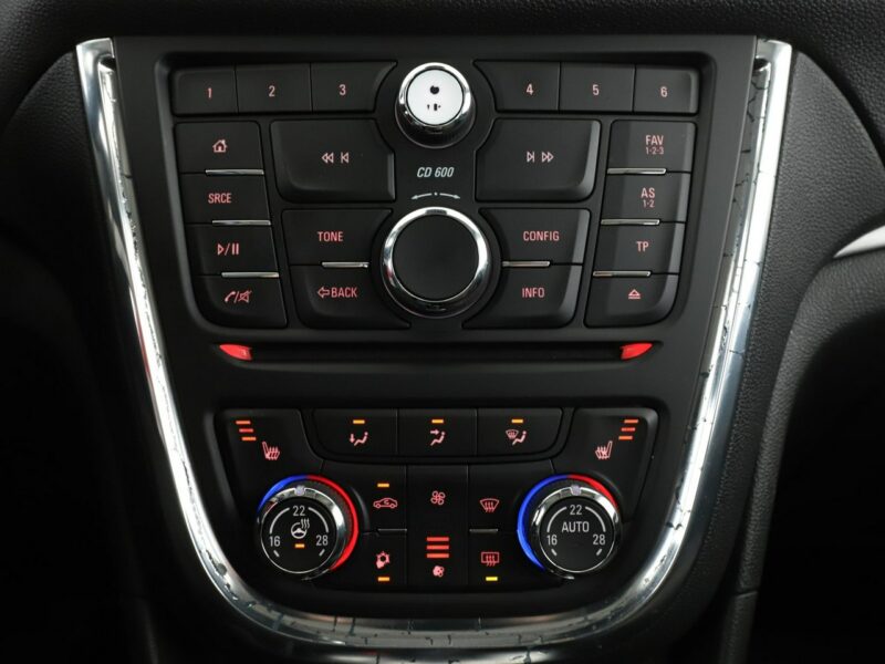 Opel Mokka automat grzane fotele+kier. klima auto PDC tempomat I (2012-2019)