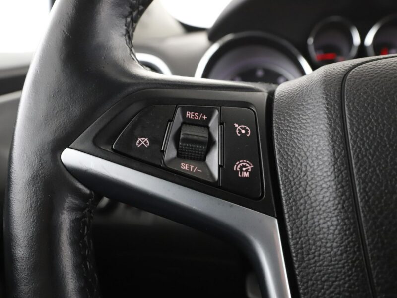 Opel Mokka automat grzane fotele+kier. klima auto PDC tempomat I (2012-2019)