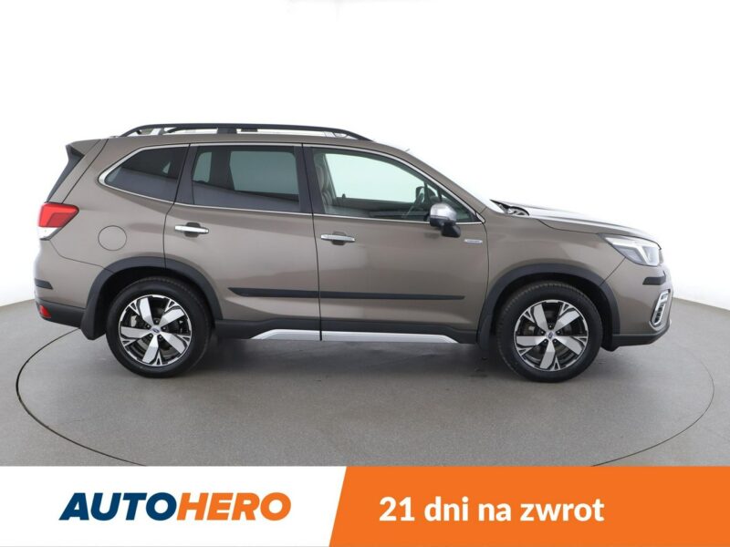 Subaru Forester Premium automat mHEV 4x4 skóra panorama ks.serwisowa ACC kamera navi L V (2019 - )