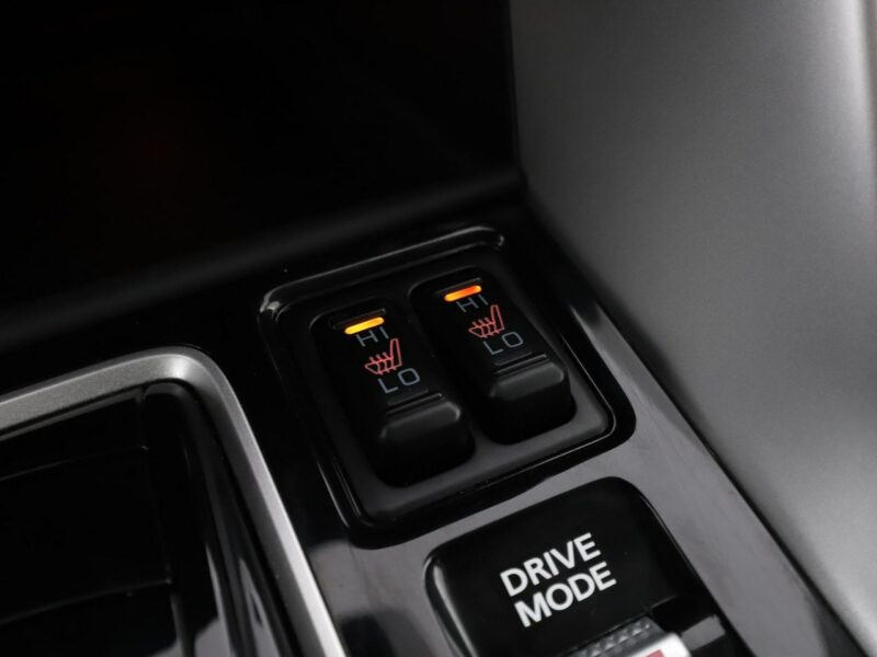 Mitsubishi Eclipse Cross FV23% 4x4 PHEV automat full LED gzrane fotele kamera cofania VI (2018-)