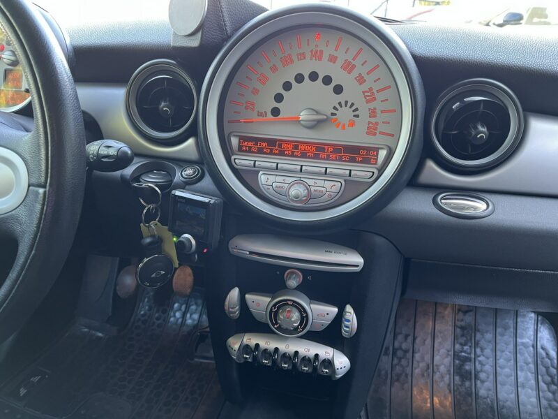 Mini Cooper 1.6 Oryginal Lakier Klima 6biegów Grzane Fotele Alu KS Serw Stan BDB II (2006-)