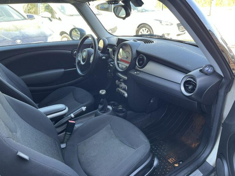 Mini Cooper 1.6 Oryginal Lakier Klima 6biegów Grzane Fotele Alu KS Serw Stan BDB II (2006-)