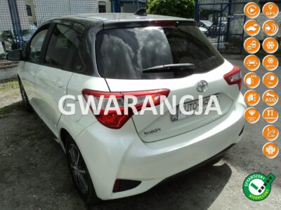 Toyota Yaris sprzedam ładną TOYOTE YARIS 1.5 B wersja Y-20 III (2011-2019)