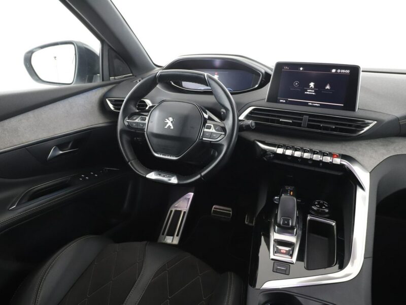 Peugeot 5008 2.0 Blue-HDi GT Automat 7os. Navi Tempomat Kamera Alcantara Focal LED II (2017-)