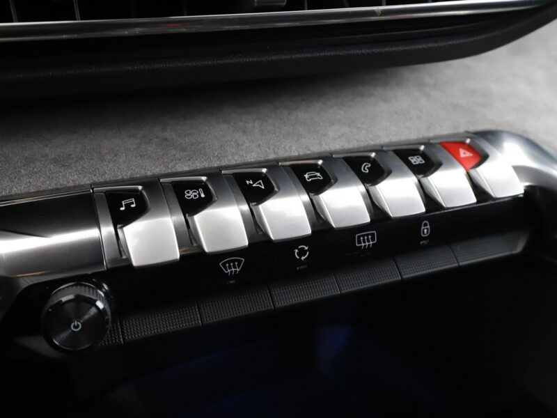 Peugeot 5008 2.0 Blue-HDi GT Automat 7os. Navi Tempomat Kamera Alcantara Focal LED II (2017-)