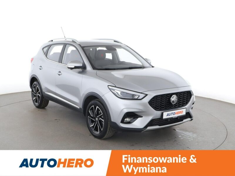 MG ZS Luxury automat skóra virtual LED navi tempomat