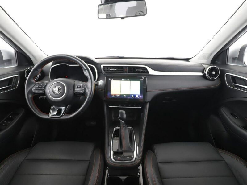 MG ZS Luxury automat skóra virtual LED navi tempomat