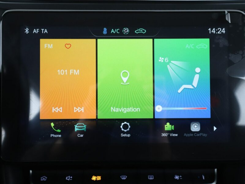 MG ZS Luxury automat skóra virtual LED navi tempomat