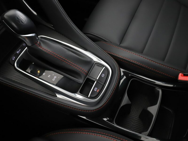 MG ZS Luxury automat skóra virtual LED navi tempomat